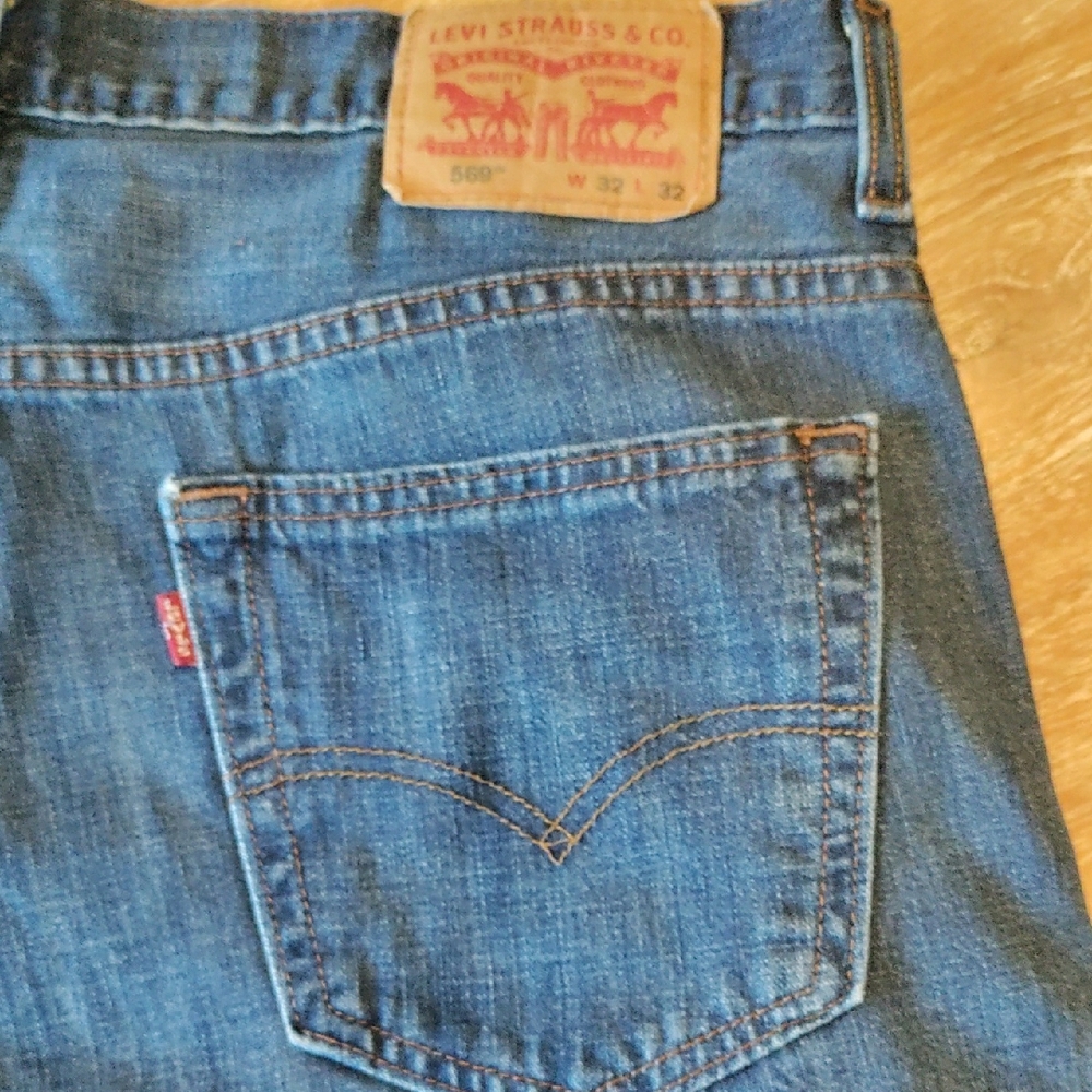 Levi's classic Blue Denim Straight Jeans - Picture 5 of 7